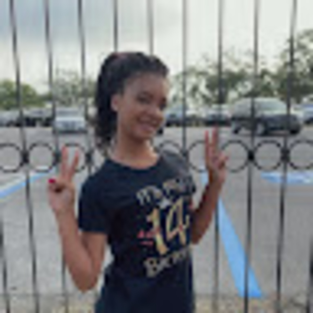 Meet your Posher, Juliana